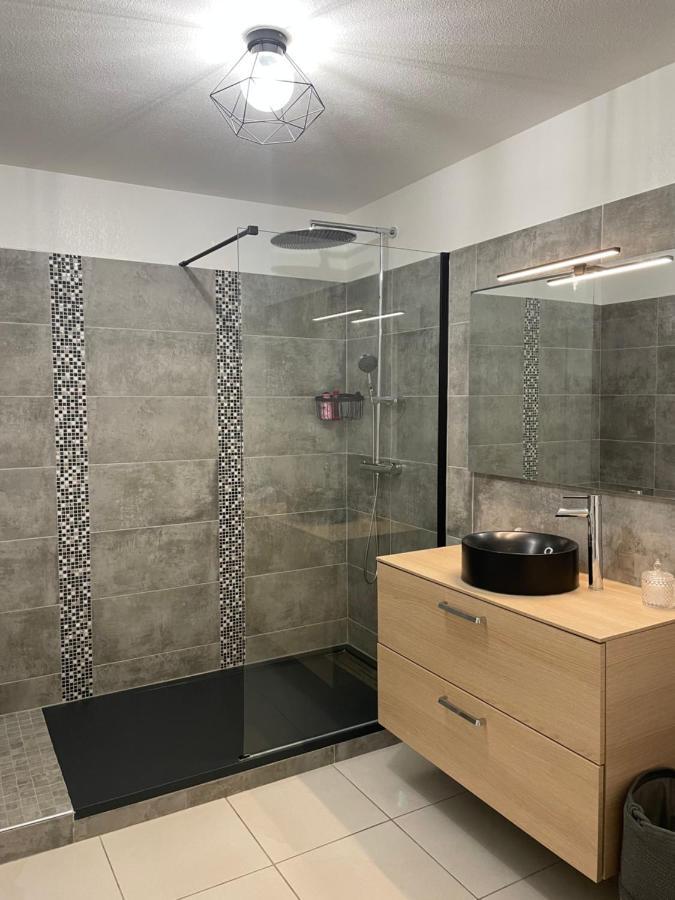 Appartement T3 Climatise,Balcon, Classe 3 Etoiles Ле-Булу Екстер'єр фото