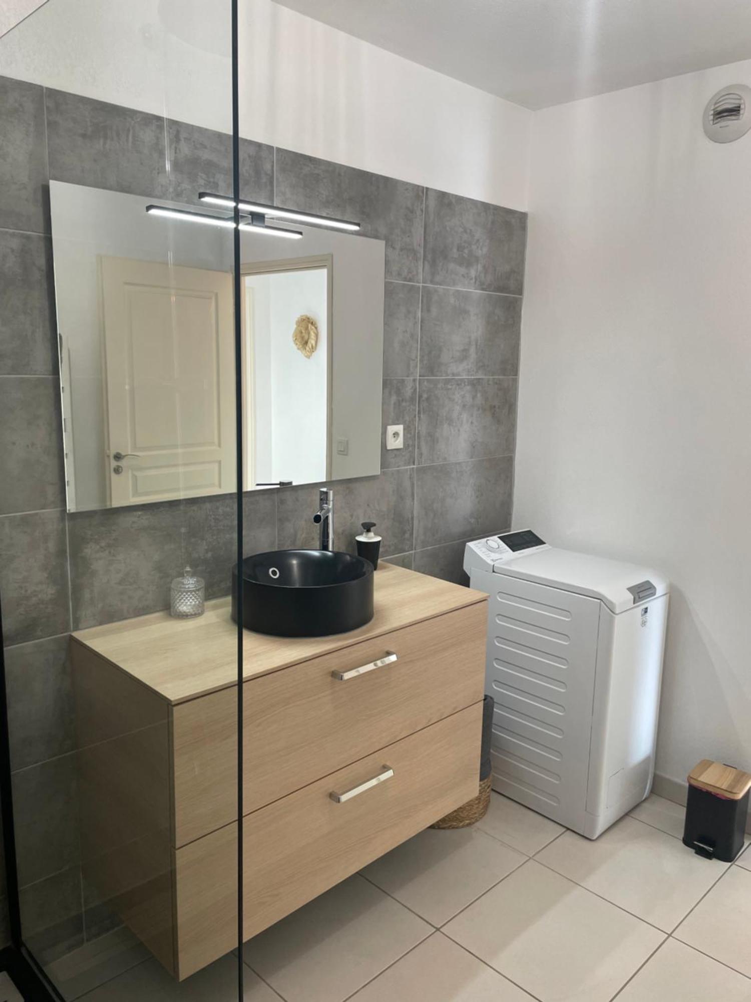 Appartement T3 Climatise,Balcon, Classe 3 Etoiles Ле-Булу Екстер'єр фото
