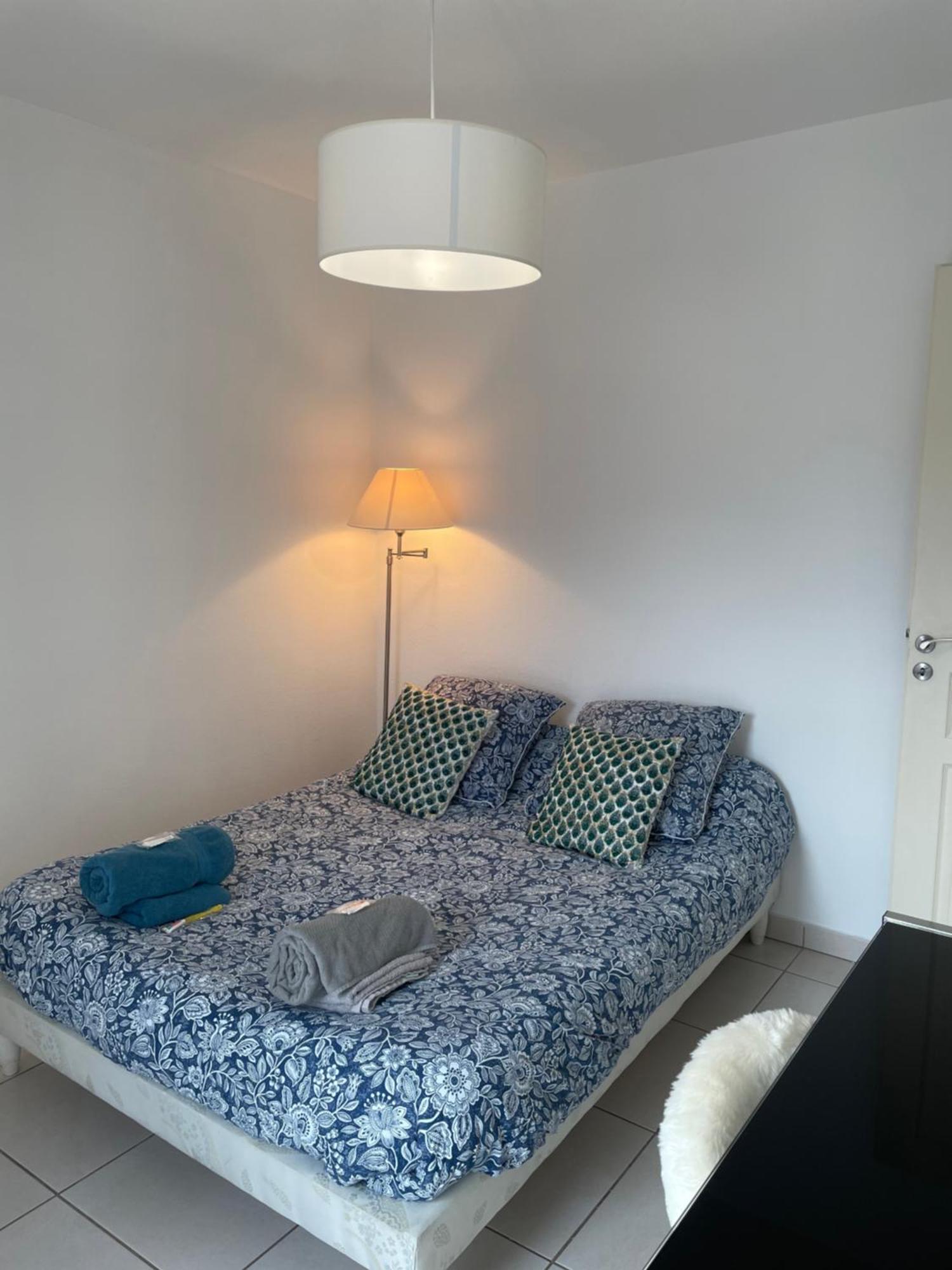 Appartement T3 Climatise,Balcon, Classe 3 Etoiles Ле-Булу Екстер'єр фото